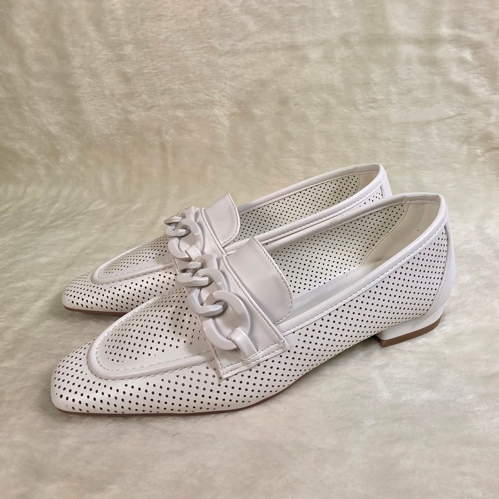 Torgeis New York Perforated Chain Loafers White Pointed Toe Womens 7 NEW